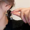 Brincos de Laço Quadrados Coreanos Embelezados com Strass, Tendência e Simples, Ear Cuffs de Design de Nicho Versátil, Modelo com Preço Ajustado