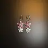 Pendientes de Flor Rosa con Diamantes de Imitación Super Brillantes Estilo Francés para Mujer, Gama Alta, Lujo Ligero, Estilo de Nicho, Pendientes Únicos y Hermosos