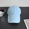 Boné de Baseball com Bordado de Letras Estilo Novo 2026 para Mulheres, Chapéu Versátil Simples para Exterior de Secagem Rápida, Boné com Aba Respirável Protetor Solar