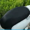 Funda Eléctrica para Asiento de Coche, Funda Cojín para Asiento de Motocicleta, Protección Solar y Aislamiento Térmico, Cojín Universal de Malla Transpirable Nido de Abeja para Scooter para Todas las Estaciones