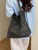 Bolso de Hombro Versátil de Gran Capacidad de Moda Transfronteriza, Nuevo Tendencia Primavera 2026, con un Aspecto de Alta Gama y Bolso Cubo de Mano