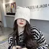 Outono e inverno novo estilo japonês rosto mostrando letras pequenas chapéu frio internet popular protetor de ouvido cap cabeça grande wai vintage chapéu de malha