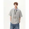 Camisa Polo Falsa de Dos Piezas Camiseta de Manga Corta para Hombre 2026 Verano Estilo Universitario Atuendo Ambiente de Alta Gama Americano Chico Malo Fresco Top