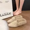 Sandalias planas estilo francés de punta cuadrada pequeña con lazo y plataforma interior, colección otoño/invierno 2026, calzado para exteriores, pantuflas mullidas estilo de noche