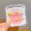 Lindas y suaves pegatinas de uñas de dibujos animados de frutas para niños, manualidades interactivas para padres e hijos, esmalte de uñas no pegajoso, versátiles para uso en casa y al aire libre