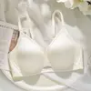 5527 Popular Gelatinoso Seda Oleosa Brilhante Sem Costura Íntimos Seios Pequenos Levanta Seios Sutiã Push-Up Feminino Sem Aro