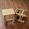 Venta al por mayor de fábrica Taburete pequeño Hogar Madera maciza Taburete bajo Taburete cuadrado pequeño Taburete para mesa de café Estudiante Infantil Taburete de tronco simple para cambiarse los zapatos