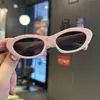 Nuevas gafas de sol infantiles de montura pequeña tipo ojo de gato transfronterizas, moda europea y americana, pasarela, foto de compras, protección UV, geniales