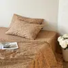Juego de tres piezas de sábana de cama de doble capa de gasa 100% algodón con estampado floral pequeño estilo vintage, funda nórdica y funda de almohada de gasa de algodón puro transpirable