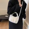 Bolso Peludo Retro para Mujer Otoño e Invierno 2025 Nuevo Bolso de Mano Peludo de Nicho Bolso Cruzado de Peluche Terciopelo Tendencia
