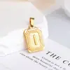 Medalla Cuadrada de Cobre Electroplateado Nueva Europea y Americana Colgante de 26 Letras Inglesas Colgante de Medalla de Oro Hecho a Mano DIY Suministro Transfronterizo Venta al por Mayor