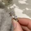 Anillo de plata esterlina 925 con circonita cepillada estilo medieval, diseño nicho para mujer, lujo de alta gama estilo ins, joyería que no se desvanece