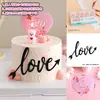Decoração de Bolo Dia dos Namorados 2025 Urso Vela 520 Cartão Coração Amor Acrílico Decoração de Confeitaria Plug-in