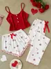 Nuevo producto transfronterizo 2026: Conjunto de loungewear para mujer con estampado de corazones y bloques de color, con una camisola, adecuado para usar como ropa exterior, directamente de fábrica
