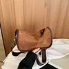 Bolsa de mão feminina transfronteiriça 2026 nova moda bolsa transversal simples casual bolsa de ombro bolsa de mulher retro para o dia a dia versátil