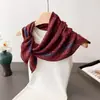 Pañuelo Cuadrado Pequeño de Algodón y Lino con Patrón Floral Espiga Retro Bufanda para la Cabeza tipo Terciopelo Chal Protección Solar Bufanda para el Cuello Bufanda para Mujer