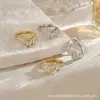 Brincos de Moda Europeus e Americanos, Brincos Banhados a Ouro, Brincos Modernos e de Luxo para Mulheres, Brincos de Luxo Leve Incrustados com Diamantes, Fabricantes Atacadistas