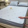 Classe de Verão a Feijão de Gelo Mat 2026 Novo Desenho Animado Mat de Seda Gelada Estilo Lençol Dobrável Dormitório de Estudante Cama de Solteiro