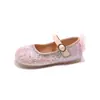 Sapatos de couro para meninas 2026 novo outono sapatos de princesa com lantejoulas para crianças mocassins de desempenho para bebês sapatos individuais para crianças pequenas e médias modernos