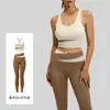 Roupa de ginástica feminina Ju Yi Tang com costura contrastante e à prova de choque para corrida, quadril justo e ioga nua
