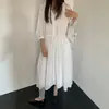 En stock: Vestido largo blanco puro básico bordado de manga tres cuartos de Dongdaemun Corea, vestido de bajo amplio para mujer 19364