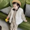 Chaleco para Niñas Otoño Invierno 2026 Elegante Chaleco de Piel para Bebé Chaqueta Cálida sin Mangas Ropa Exterior Chal Peludo Moderno
