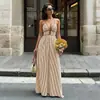 Vestido de Verano 2026 de Rayas con Cuello en V Profundo, Espalda Descubierta, Sin Mangas, Cuellohalter, Largo, Rayado