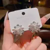 Pendientes de Flor de Diamante Brillante Estilo Coreano para Mujer, Lujo Ligero, Elegantes, Pendientes de Alta Gama, Modernos, Versátiles, Pendientes Únicos y Hermosos al por Mayor
