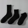 Calcetines para Hombre de Caña Media Antideslizantes Profesionales Deportivos para Baloncesto Malla Transpirable Absorbentes de Sudor Primavera y Verano Amortiguadores con Suela de Toalla