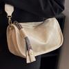 Bolso grande popular versión coreana de este año para mujer 2022 nueva moda bolso bandolera ancho pequeño popular Internet caliente bolso almohada