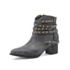 Amazon Zíper Lateral Comércio Exterior Rebite Botas Martin Botas Curtas Bico Fino Europeu e Americano Salto Alto Sapatos Femininos Botas de Cavaleiro Femininas