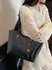 Bolsa Tote Casual Tendência Transfronteiriça, Grande Capacidade, Novo Modelo 2026, Versátil Simples de Ombro, Bolsa de Ombro Fashion para Mãe e Filha