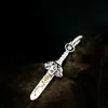 Plata Esterlina S925 Personalizada Resistente Espada de Siete Estrellas Tian Shi Colgante Lateral Retro Accesorio Taoísta Colgante Versátil Accesorio Coleccionable