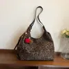 Bolsa Tote Fashionável Estilo Coreano Estampa de Leopardo para Axila Bolsa Retrô para Viagem Diária Ombro Único Transversal Novo Estilo Outono/Inverno 2026