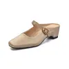 535-3 Sandálias Mule Femininas Slip-On de Solado Macio com Aumento Interno de Altura de 5cm, Bico Quadrado, Tira de Metal, Bico Fechado