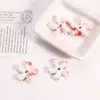 Flor de Cinco Pétalos INS Fresca Cuentas de Cerámica Agujero Recto Flor para Ensartar Cuentas Sueltas Accesorios para Colgante de Cadena de Teléfono Hecho a Mano DIY