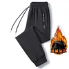 Calça esportiva masculina forrada com fleece, espessa, versátil para outono e inverno, corte solto, moletom casual plus size