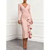Enviado 2026 Sitio independiente transfronterizo europeo y americano wish Vestido simple de color liso con cuello en V y manga larga con volantes