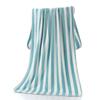 Fábrica Gaoyang atacado malha de urdume fleece de coral catiônico toalha de banho absorvente presente beleza do trabalho salão de beleza logotipo bordado
