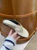 Sandalias de Moda Chuyuji de Nicho con Tachuelas y Clip para Dedo del Pie para Mujer 2026 Nuevo Estilo de Verano Estilo Vacacional Planas Antideslizantes para Exteriores