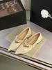 Zapatos Mary Jane de Estilo Francés Zapatos de Mujer Primavera y Verano 2025 Nuevo Perla de un Carácter Puntiagudos Vestido Zapatos de Boca Baja