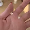 Pendientes de Flor Fresca de Verano de Plata Pura S999 para Mujer, Pequeños y Dulces, Versátiles para el Trabajo, Amigables con los Oídos, Venta al por Mayor