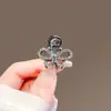 Presilha de Garra Mini Brilhante com Garra de Diamante Estilo Coreano, Piranha Pequena Delicada com Strass para Mechas, Presilha Lateral de Princesa para Mulheres com Pérolas