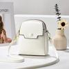 Bolsa Nueva de Cuero Suave para Teléfono Móvil de Verano 2024 Moda Femenina Sentido de Alta Gama Bolso Pequeño de Hombro Cruzado Bolso de Hombro Elegante para el Cabello
