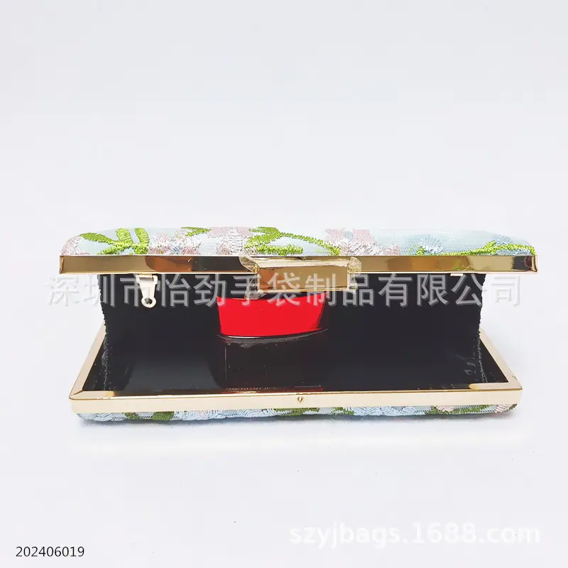 时款女包