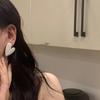 Pendientes exagerados de amor grande color blanco leche para mujer, sentido de alta gama, comodín, suaves, para afinar el rostro redondo, joyería de oreja al por mayor