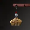 Peine de Masaje Meridianos Tallado de Sándalo Verde, Artesanía de Madera para Mujeres, Peine de Bolsillo Portátil Estilo Antiguo, Colgante de Paisaje, Accesorio para Bolso