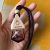 Colgante de Botella con Tapa de Madera de Haya, Botella Difusora de Aroma para Armario de Coche, Pinza para Ambientador de Coche Adecuada para Difusor Doterra