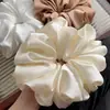 Novo Scrunchie Plissado Oversized com Sensação de Primeiro Amor, Estilo Menina, Prendedor de Cabelo de Cetim de Alta Qualidade, Acessório de Cabelo