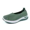 Zapatos de mujer, zapatos sin cordones de talla grande transfronterizos, zapatos casuales transpirables de tejido fly-knit, zapatos planos versátiles, zapatos para caminar para madres